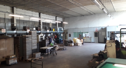 Area produttiva di Alga Magneti per la lavorazione di componenti magnetici